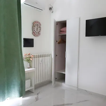 Sole Apartment *